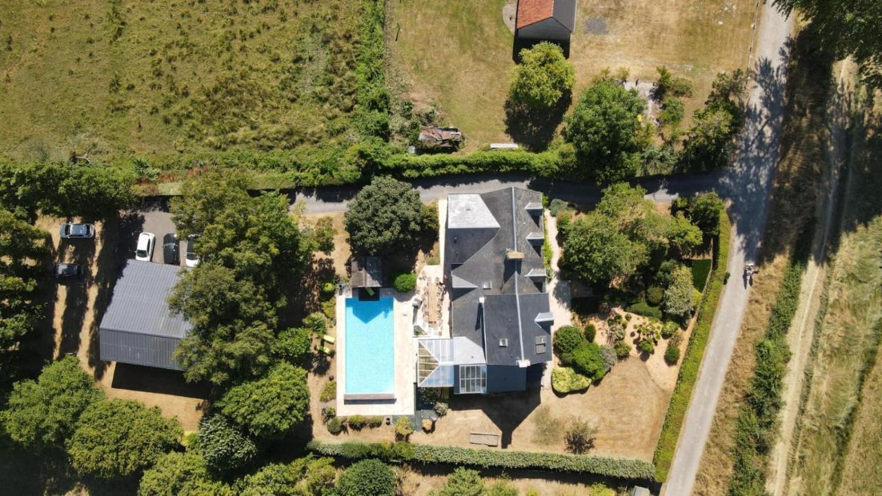 Gite De Charme "La Maison Saint-Leonard" Avec Piscine, Spa, Vue Sur Le Mont Saint-Michel Vains Kültér fotó